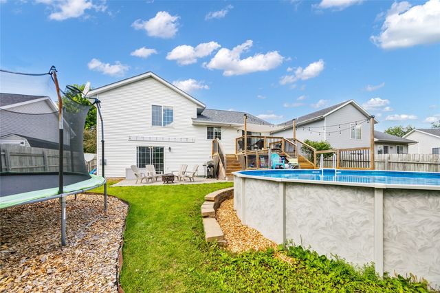 869 Augusta Circle, North Liberty, IA 52317