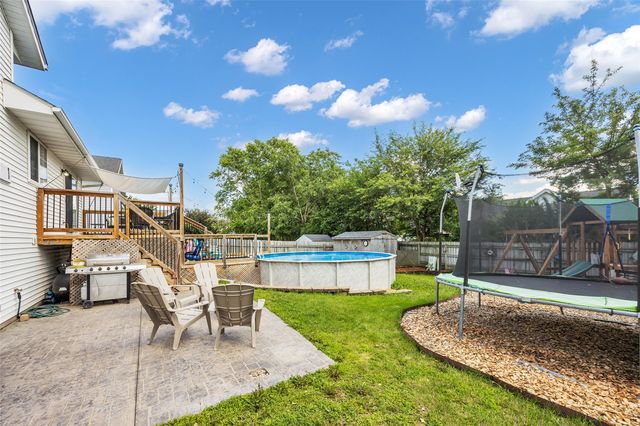 869 Augusta Circle, North Liberty, IA 52317