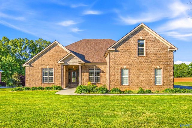 12872 St Andrews Drive, Athens, AL 35611