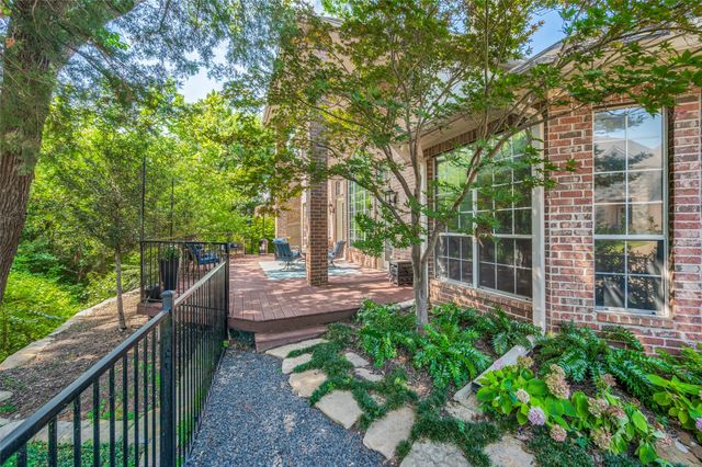 9352 Stratford Way, Dallas, TX 75220