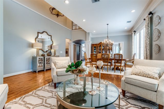 9352 Stratford Way, Dallas, TX 75220
