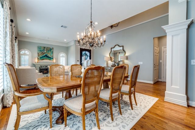 9352 Stratford Way, Dallas, TX 75220