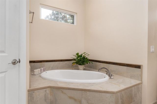 3678 SW 105TH STREET, Gainesville, FL 32608