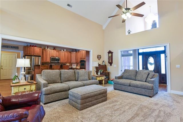 10 Reserve Drive, Covington, GA 30014