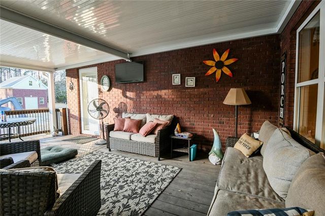 10 Reserve Drive, Covington, GA 30014