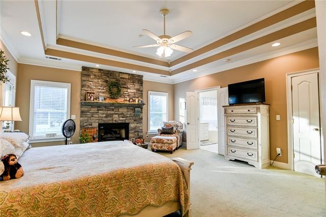 10 Reserve Drive, Covington, GA 30014