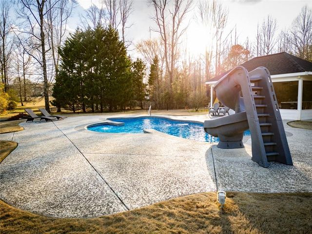 10 Reserve Drive, Covington, GA 30014