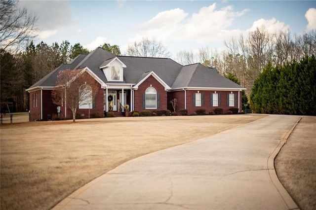 10 Reserve Drive, Covington, GA 30014