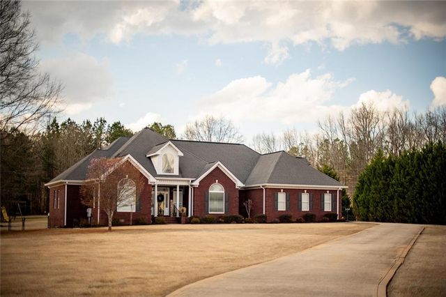 10 Reserve Drive, Covington, GA 30014