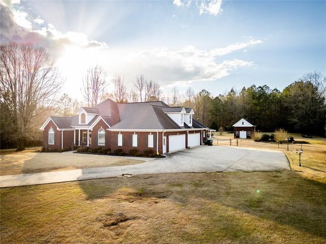 10 Reserve Drive, Covington, GA 30014