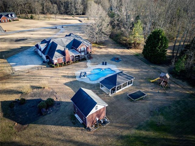 10 Reserve Drive, Covington, GA 30014