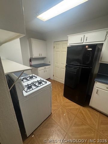 200 S 12th Avenue, Madill, OK 73446