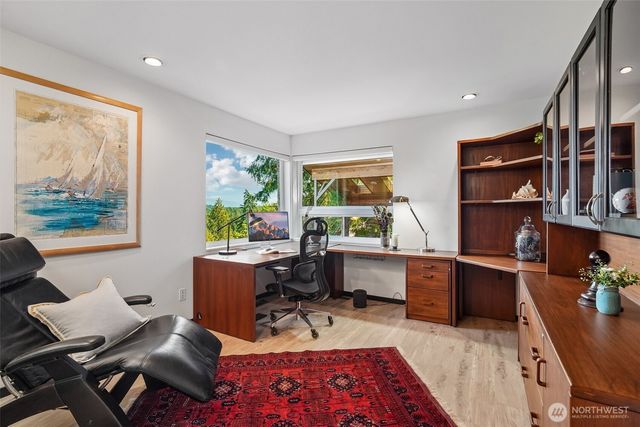 2614 176th Place NE, Redmond, WA 98052