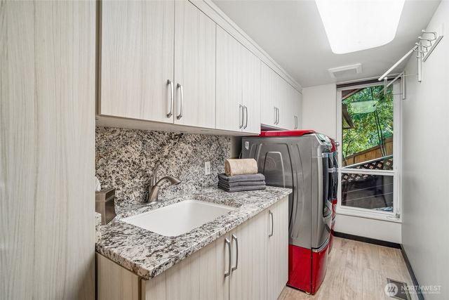 2614 176th Place NE, Redmond, WA 98052