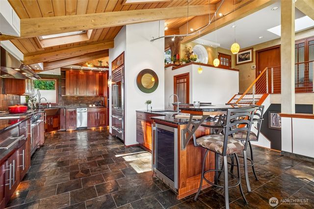 2614 176th Place NE, Redmond, WA 98052