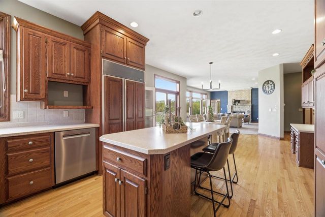 W8844 HACKETT LANE, Hortonville, WI 54944