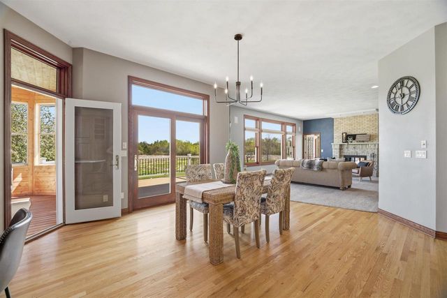 W8844 HACKETT LANE, Hortonville, WI 54944