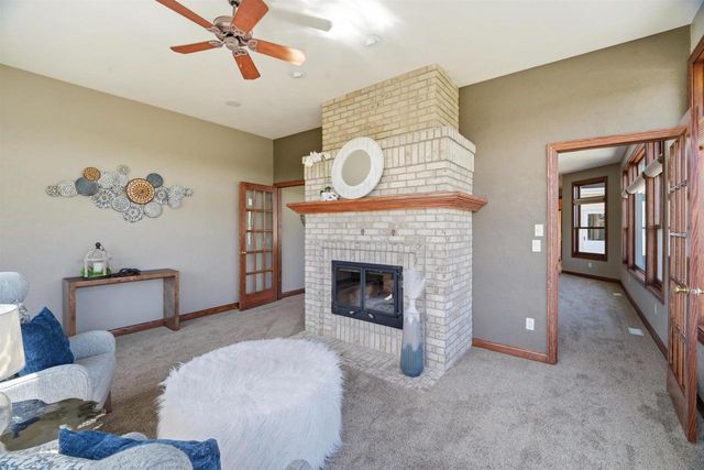 W8844 HACKETT LANE, Hortonville, WI 54944