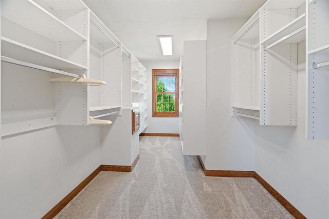 W8844 HACKETT LANE, Hortonville, WI 54944