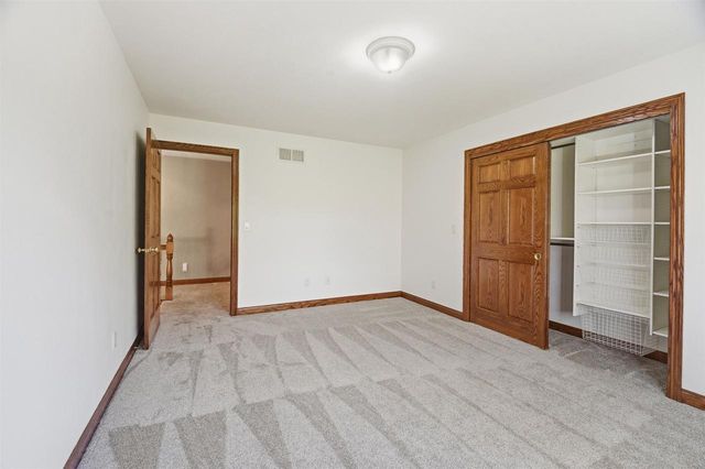 W8844 HACKETT LANE, Hortonville, WI 54944