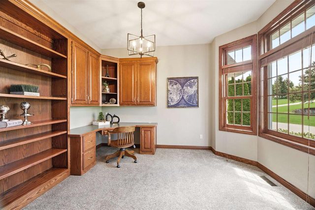 W8844 HACKETT LANE, Hortonville, WI 54944