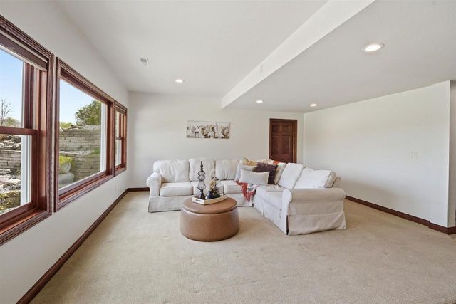 W8844 HACKETT LANE, Hortonville, WI 54944