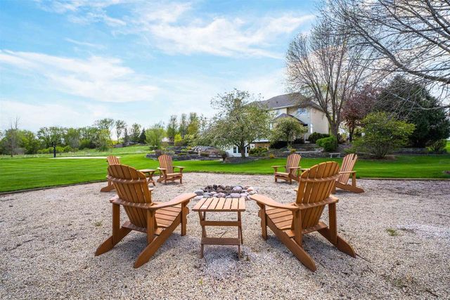 W8844 HACKETT LANE, Hortonville, WI 54944
