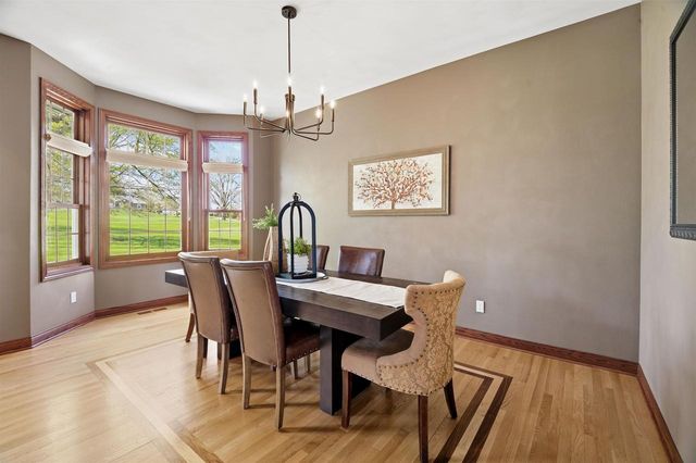 W8844 HACKETT LANE, Hortonville, WI 54944