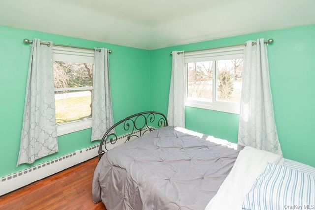 12 Crest Road, Danbury, CT 06811
