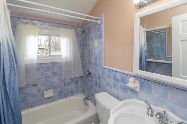 12 Crest Road, Danbury, CT 06811