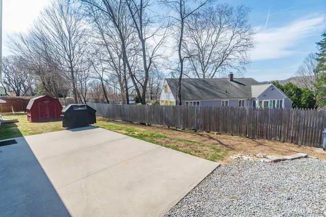 12 Crest Road, Danbury, CT 06811