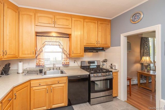 12 Crest Road, Danbury, CT 06811
