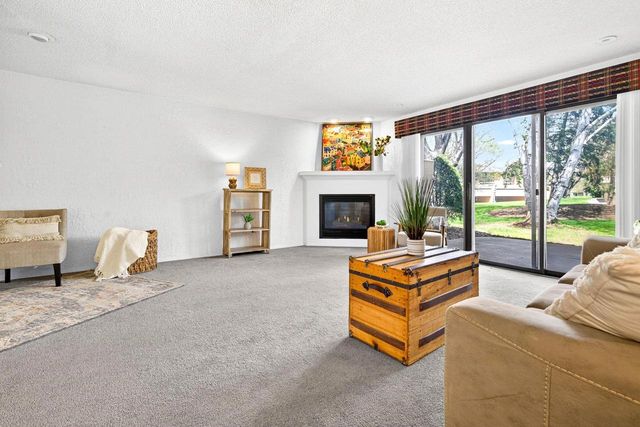 1237 W NICOLET CERCLE, Appleton, WI 54914