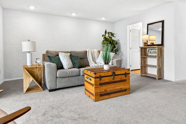 1237 W NICOLET CERCLE, Appleton, WI 54914