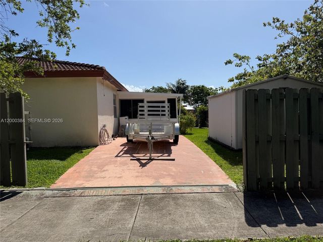 11324 SW 246th Ter, Miami, FL 33032