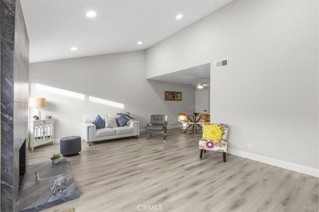 1353 Termino, Long Beach, CA 90804