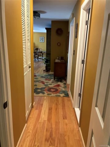 1006 Skyline Drive, Coram, NY 11727