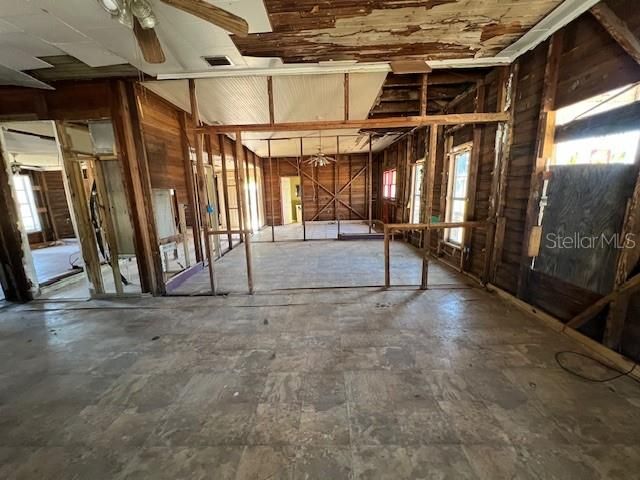 611 W BROADWAY STREET, Fort Meade, FL 33841