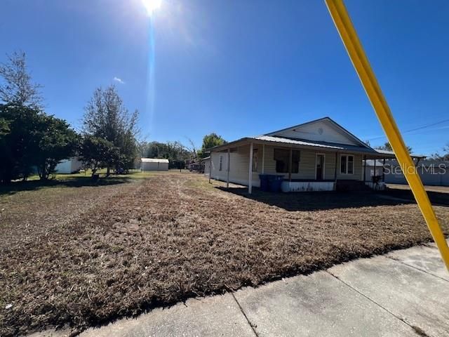 611 W BROADWAY STREET, Fort Meade, FL 33841