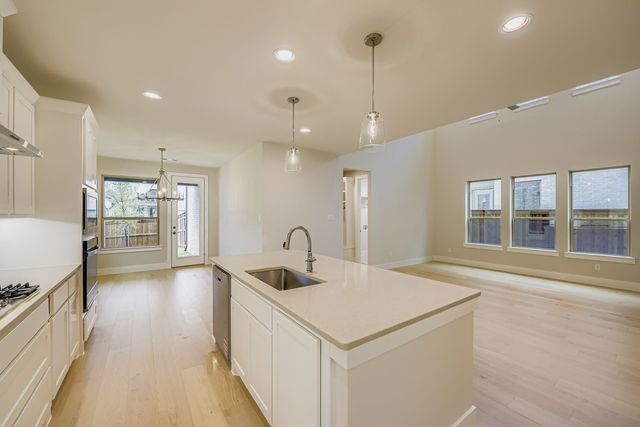 6040 Silverstein Street, Fort Worth, TX 76126