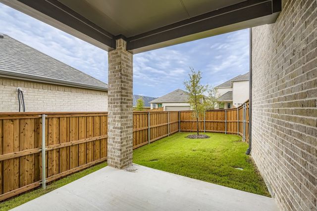 6040 Silverstein Street, Fort Worth, TX 76126