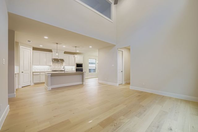 6040 Silverstein Street, Fort Worth, TX 76126