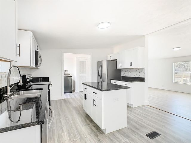 3564 REAGAN BOULEVARD, Lake Wales, FL 33898