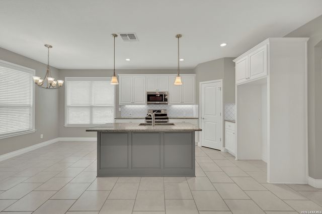 1041 MADRONE RD, Fischer, TX 78623