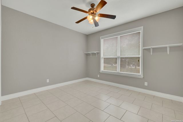 1041 MADRONE RD, Fischer, TX 78623