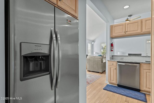 111 SE 72nd Street, Oak Island, NC 28465