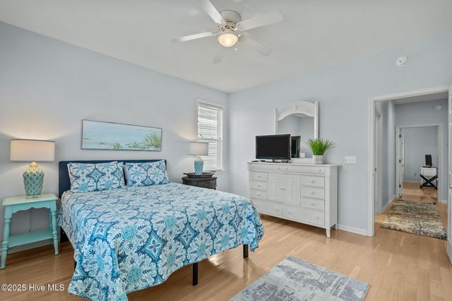 111 SE 72nd Street, Oak Island, NC 28465