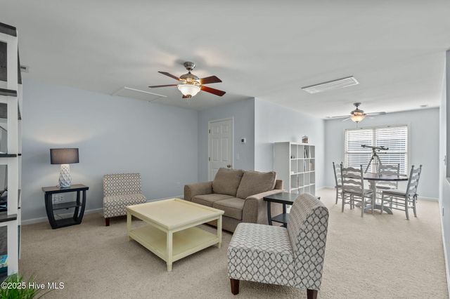 111 SE 72nd Street, Oak Island, NC 28465