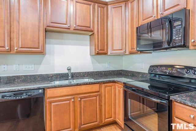 473 Panorama View Loop, Cary, NC 27519