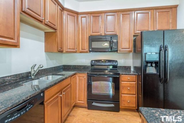 473 Panorama View Loop, Cary, NC 27519